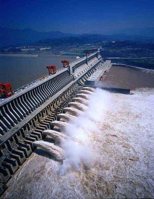 三峽水庫計劃6月10日消落至汛限水位變幅范圍以內(nèi)，為汛期防洪做好準備